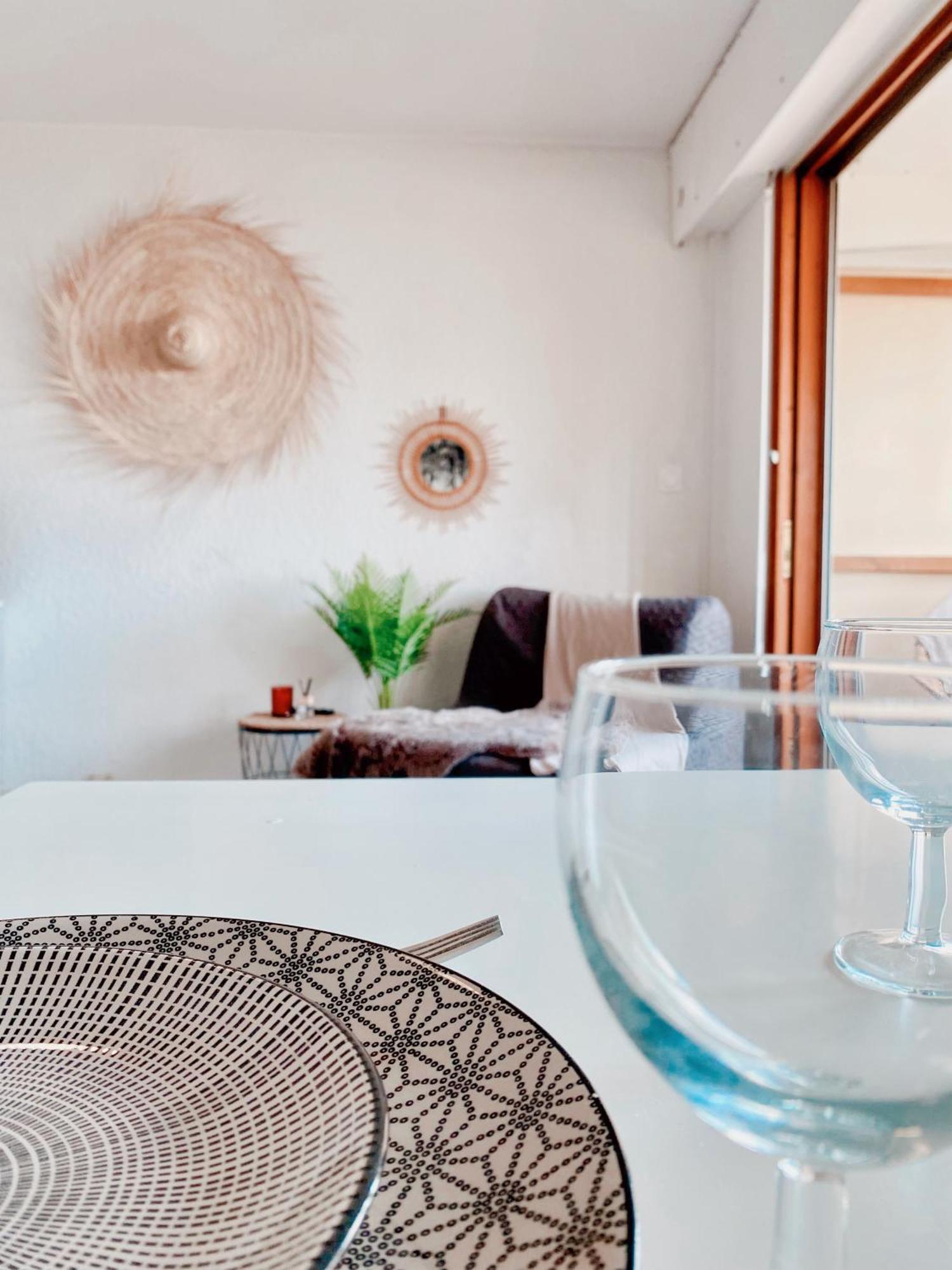 Appartement Coup De Coeur Avec Parking Et Piscine - 131 Canet-en-Roussillon Eksteriør bilde